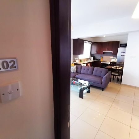 Promenade Breeze City Apartment Larnaca Exteriér fotografie