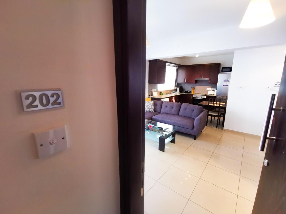 Promenade Breeze City Apartment Larnaca Exteriér fotografie